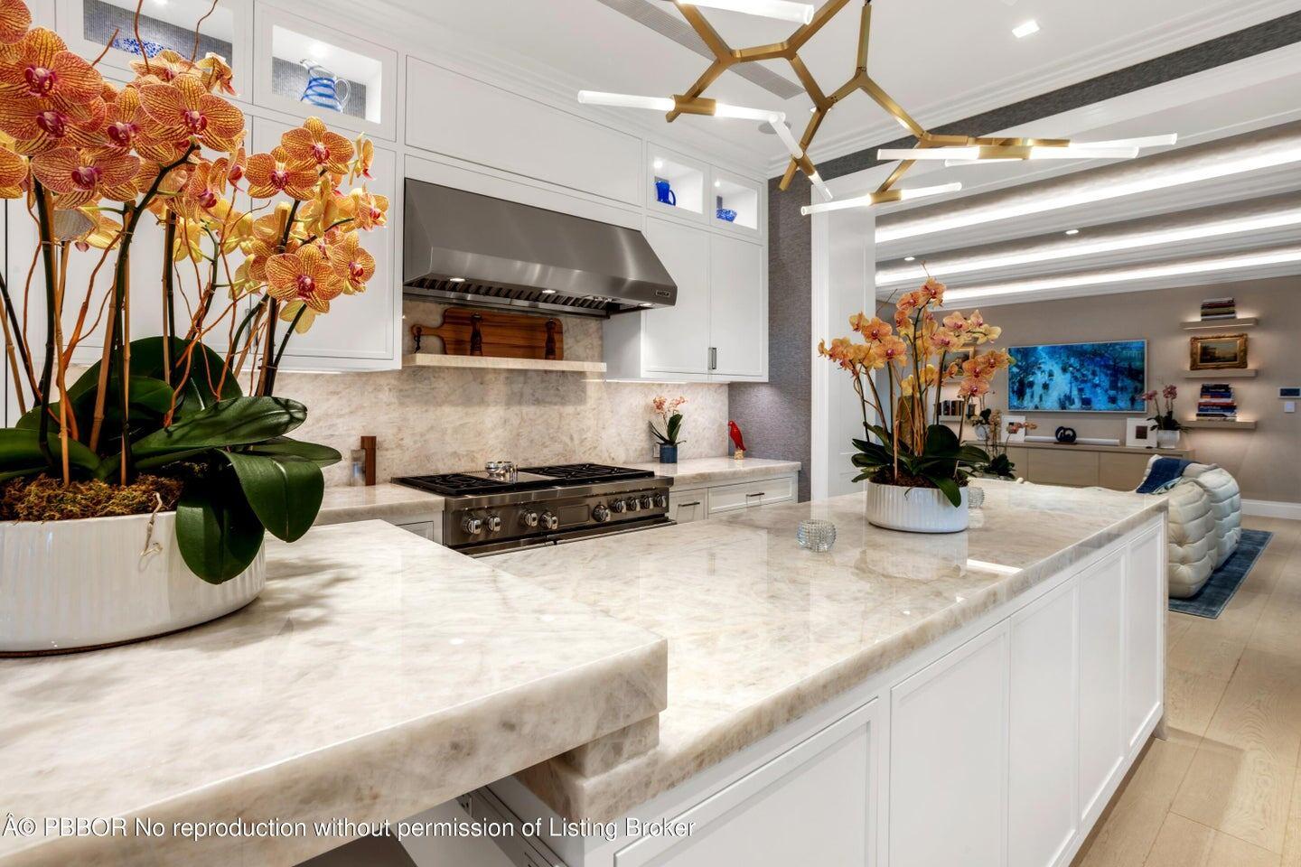 S Ocean Boulevard Apartment